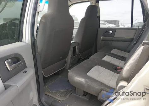 2005 Ford Expedition Xlt z USA, uszkodzony, nr VIN 1FMPU15565LA06156